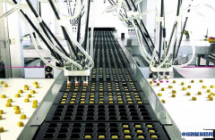 机器人月饼包装线 推动食品行业自动化最后一公