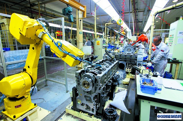 李群自动化CEO石金博：做“接地气”的高端工业机器人