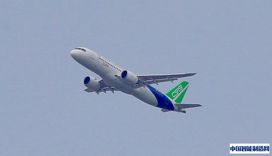 C919大型客机试飞首飞后进行首次机上改装