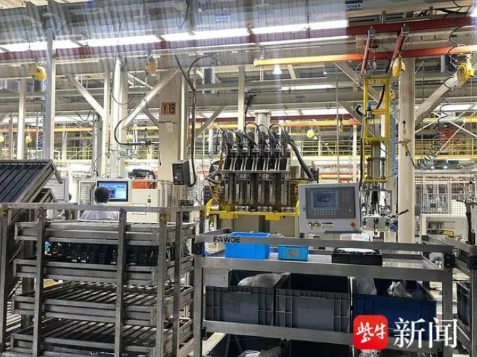向高处攀越，培育引领行业的智能制造超级工厂
