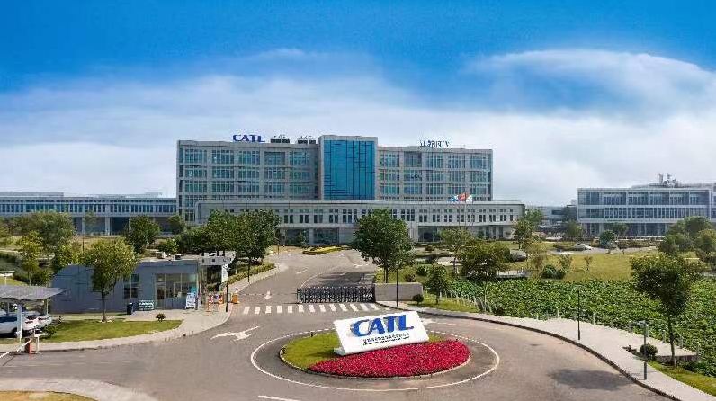 实探宁德时代“灯塔工厂”：AI赋能“极限制造”